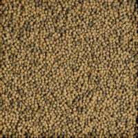 Primo piano di pellet marroni per animali